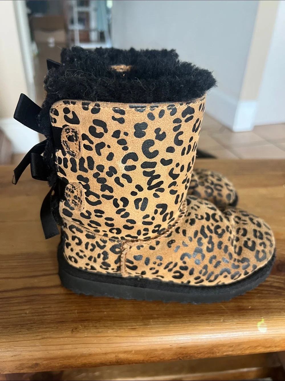 UGG cozy kids